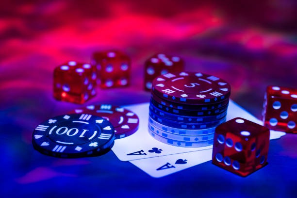 Sic Bo live dealer table showing dice, betting layout, and real-time stream on ebot